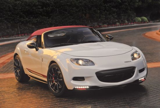 Mazda MX-5 Spyder - Sống lại một huyền thoại